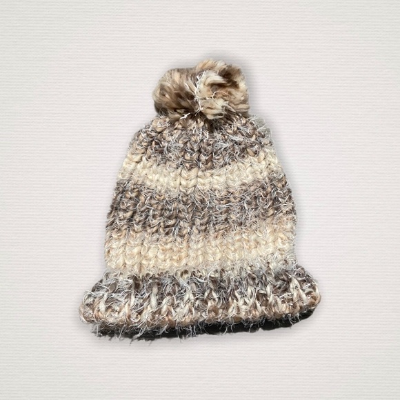 Fuzzy Winter Hat - Picture 1 of 6